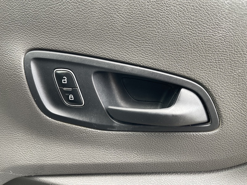 Ford Transit 2.0 350 EcoBlue HDT Leader L3 Euro 6 (s/s) 2dr (1-Way, 1-Stop, Tool Pod) - U783