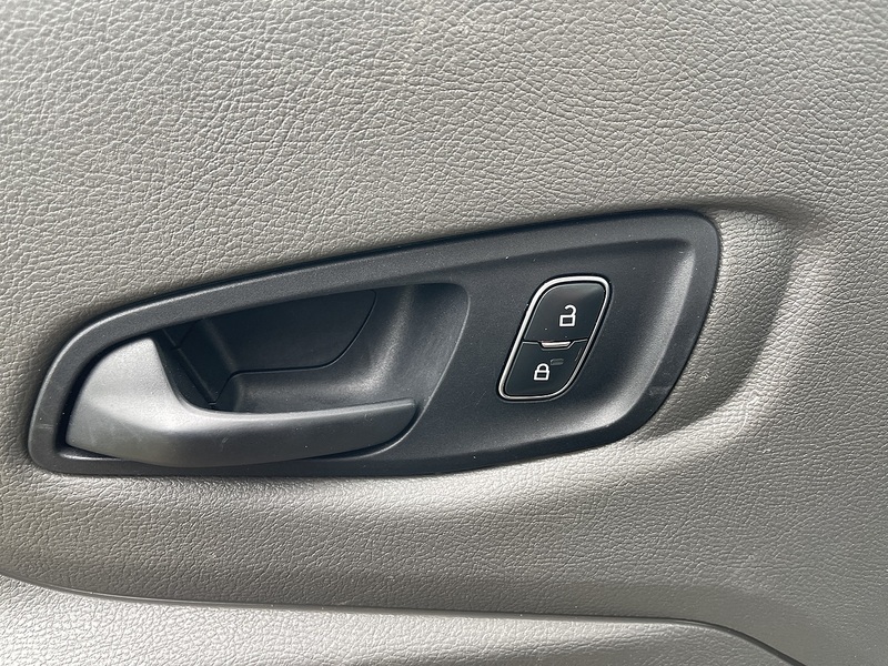 Ford Transit 2.0 350 EcoBlue HDT Leader L3 Euro 6 (s/s) 2dr (1-Way, 1-Stop, Tool Pod) - U783