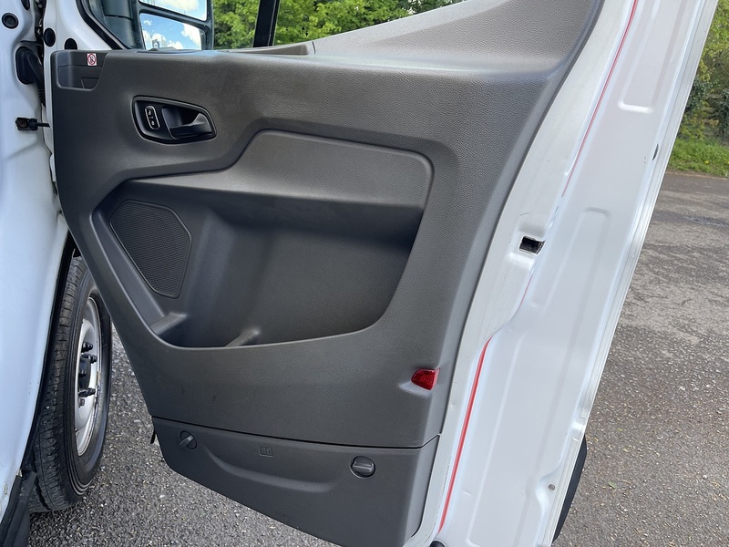 Ford Transit 2.0 350 EcoBlue Leader Dropside 2dr Diesel Manual L4 Euro 6 (s/s) (130 ps) - U786