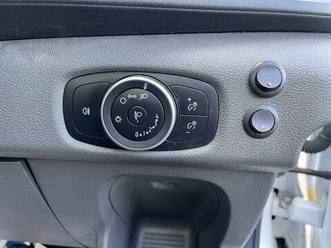 Ford Transit 2.0 350 EcoBlue Leader Dropside 2dr Diesel Manual L4 Euro 6 (s/s) (130 ps) - U786