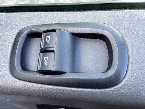 Ford Transit 2.0 350 EcoBlue Leader Dropside 2dr Diesel Manual L4 Euro 6 (s/s) (130 ps) - U786