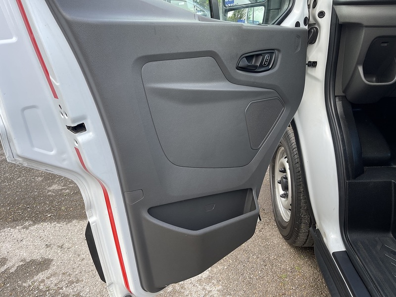 Ford Transit 2.0 350 EcoBlue Leader Dropside 2dr Diesel Manual L4 Euro 6 (s/s) (130 ps) - U786