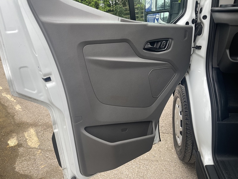 Ford Transit 2.0 350 EcoBlue Trend RWD L4 H3 Euro 6 (s/s) 5dr - U787