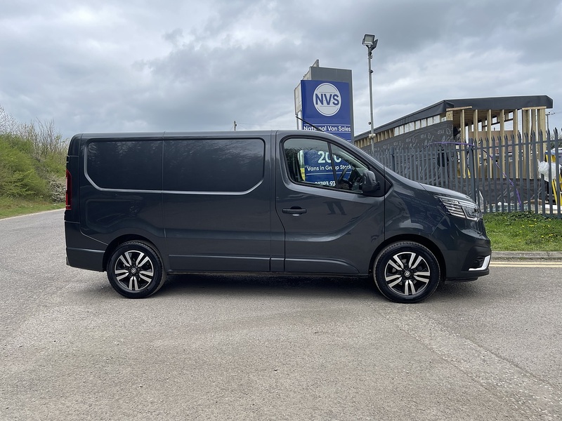 Renault Trafic 2.0 dCi Blue SL30 Extra Sport EDC L1 H1 Euro 6 (s/s) 5dr - U789