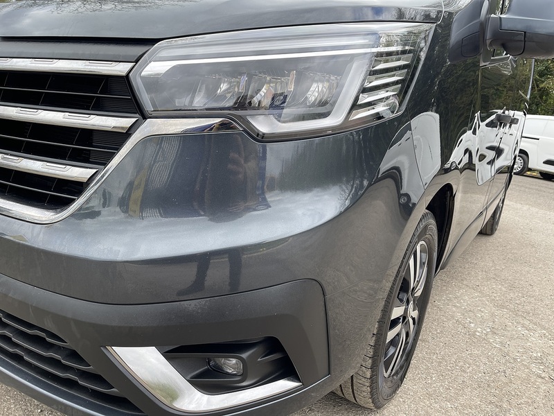 Renault Trafic 2.0 dCi Blue SL30 Extra Sport EDC L1 H1 Euro 6 (s/s) 5dr - U789