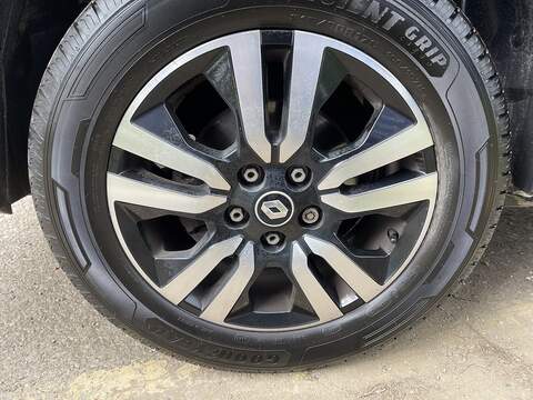 Renault Trafic 2.0 dCi Blue SL30 Extra Sport EDC L1 H1 Euro 6 (s/s) 5dr - U789