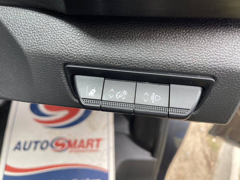 Renault Trafic 2.0 dCi Blue SL30 Extra Sport EDC L1 H1 Euro 6 (s/s) 5dr - U789