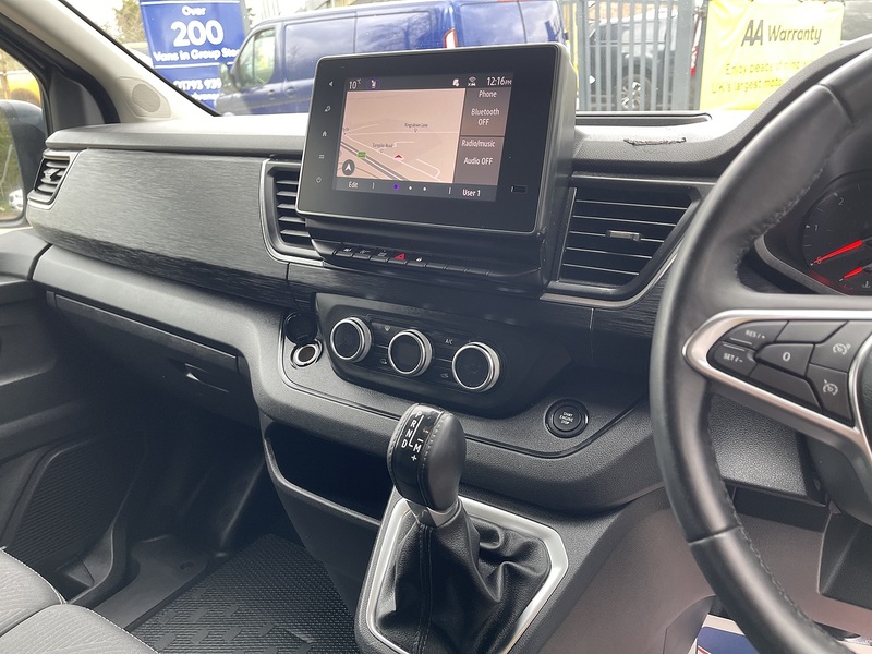 Renault Trafic 2.0 dCi Blue SL30 Extra Sport EDC L1 H1 Euro 6 (s/s) 5dr - U789