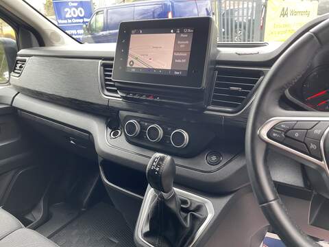 Renault Trafic 2.0 dCi Blue SL30 Extra Sport EDC L1 H1 Euro 6 (s/s) 5dr - U789