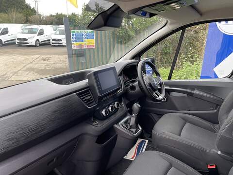 Renault Trafic 2.0 dCi Blue SL30 Extra Sport EDC L1 H1 Euro 6 (s/s) 5dr - U789