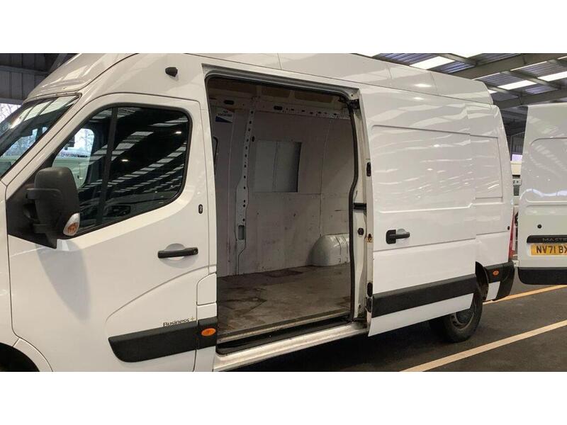 Renault Master 2.3 dCi ENERGY 35 Business FWD LWB High Roof Euro 6 (s/s) 4dr - U791
