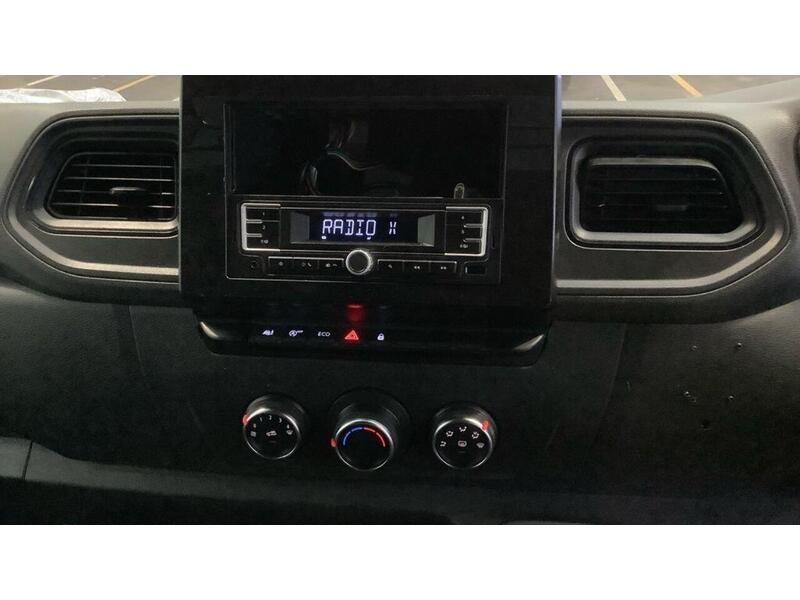 Renault Master 2.3 dCi ENERGY 35 Business FWD LWB High Roof Euro 6 (s/s) 4dr - U791