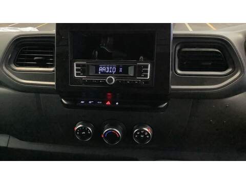 Renault Master 2.3 dCi ENERGY 35 Business FWD LWB High Roof Euro 6 (s/s) 4dr - U791