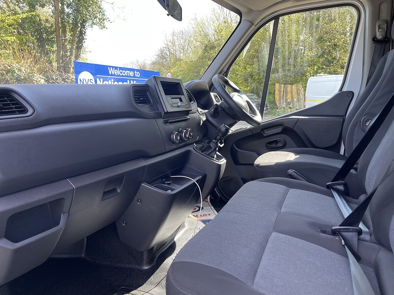 Renault Master 2.3 dCi ENERGY 35 Business FWD LWB High Roof Euro 6 (s/s) 4dr - U791