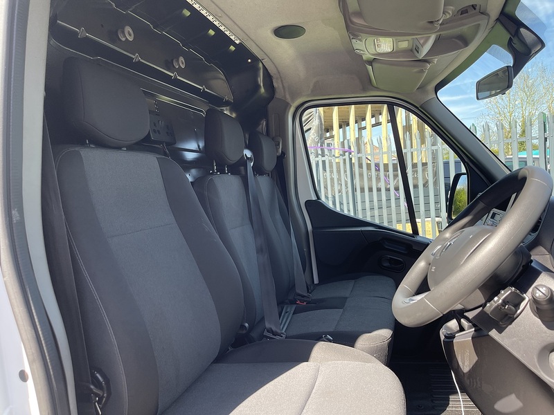 Renault Master 2.3 dCi ENERGY 35 Business FWD LWB High Roof Euro 6 (s/s) 4dr - U791