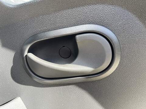 Renault Master 2.3 dCi ENERGY 35 Business FWD LWB High Roof Euro 6 (s/s) 4dr - U791