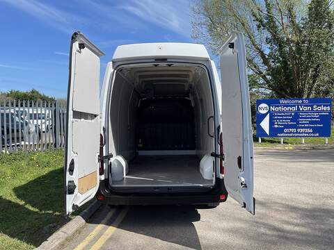 Renault Master 2.3 dCi ENERGY 35 Business FWD LWB High Roof Euro 6 (s/s) 4dr - U791