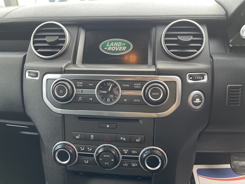 Land Rover Discovery 4 3.0 SD V6 SE SUV 5dr Diesel Auto 4WD (213 g/km, 255 bhp) - U793