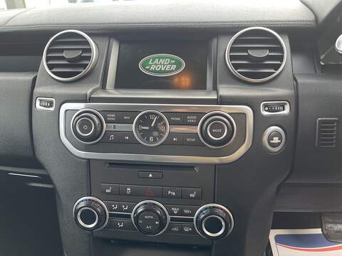 Land Rover Discovery 4 3.0 SD V6 SE SUV 5dr Diesel Auto 4WD (213 g/km, 255 bhp) - U793