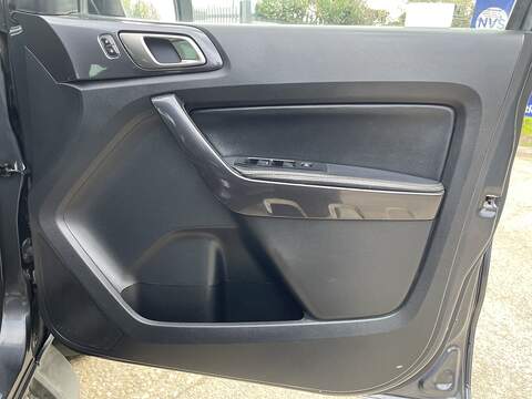 Ford Ranger 2.0 EcoBlue Wildtrak Auto 4WD Euro 6 (s/s) 4dr - U795