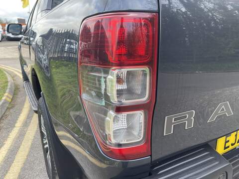 Ford Ranger 2.0 EcoBlue Wildtrak Auto 4WD Euro 6 (s/s) 4dr - U795