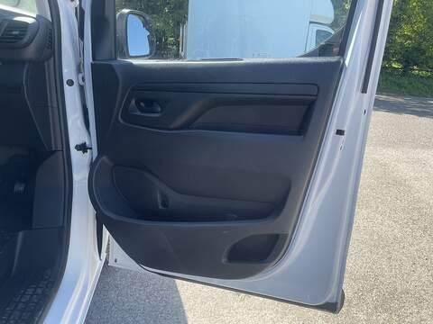 Vauxhall Vivaro 1.5 Turbo D 2900 Prime Panel Van 6dr Diesel Manual L2 H1 Euro 6 (s/s) (100 ps) - U798