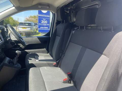 Vauxhall Vivaro 1.5 Turbo D 2900 Prime Panel Van 6dr Diesel Manual L2 H1 Euro 6 (s/s) (100 ps) - U798