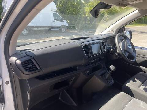 Vauxhall Vivaro 1.5 Turbo D 2900 Prime Panel Van 6dr Diesel Manual L2 H1 Euro 6 (s/s) (100 ps) - U798