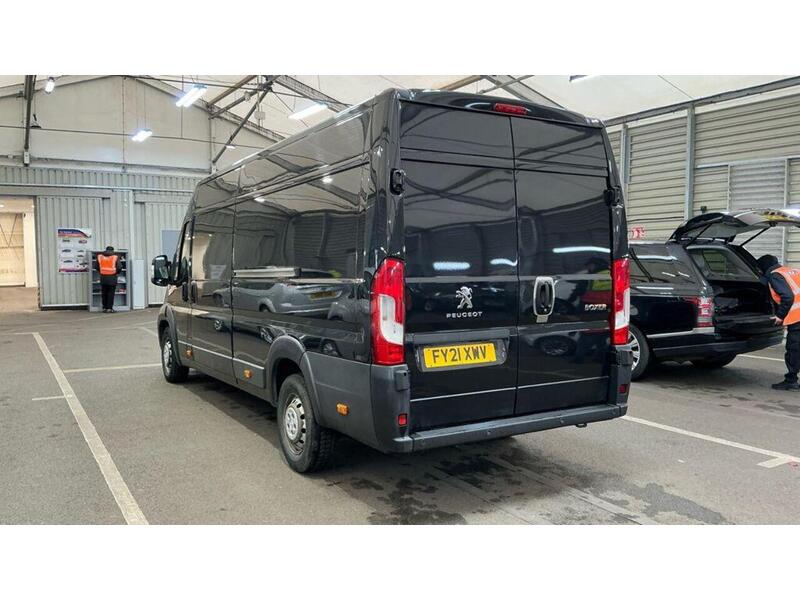 Peugeot Boxer 2.2 BlueHDi 435 Professional L4 H2 Euro 6 (s/s) 5dr - U799