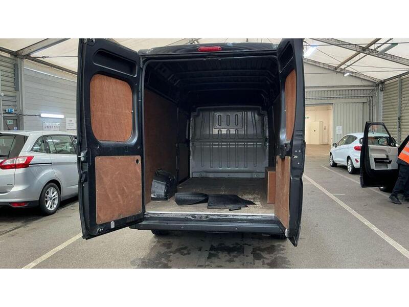 Peugeot Boxer 2.2 BlueHDi 435 Professional L4 H2 Euro 6 (s/s) 5dr - U799