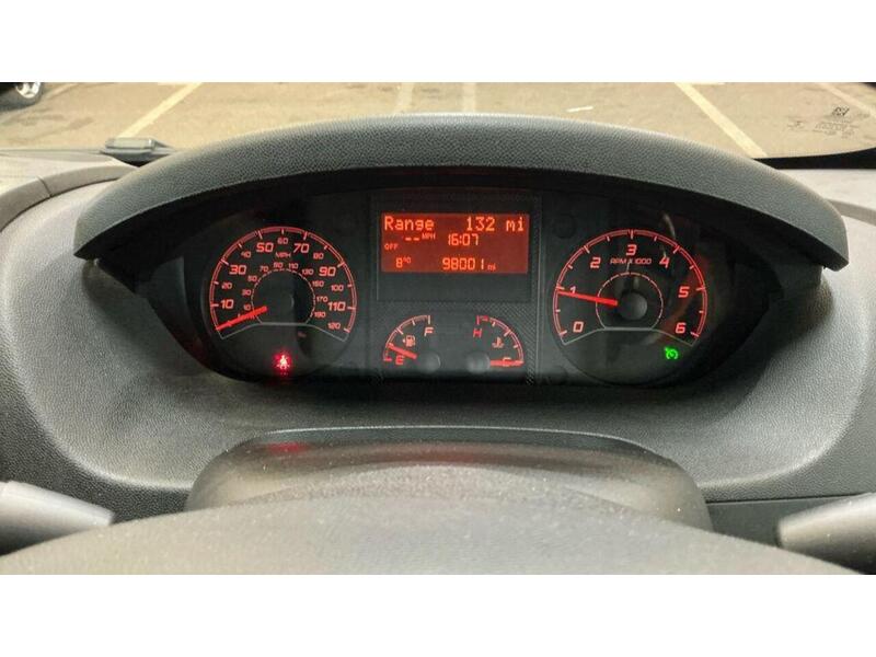 Peugeot Boxer 2.2 BlueHDi 435 Professional L4 H2 Euro 6 (s/s) 5dr - U799