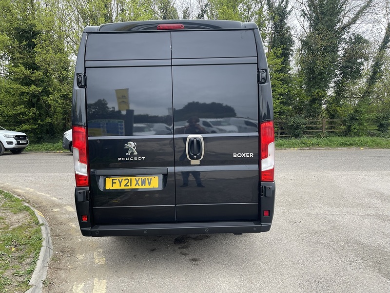 Peugeot Boxer 2.2 BlueHDi 435 Professional L4 H2 Euro 6 (s/s) 5dr - U799