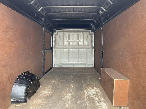 Peugeot Boxer 2.2 BlueHDi 435 Professional L4 H2 Euro 6 (s/s) 5dr - U799