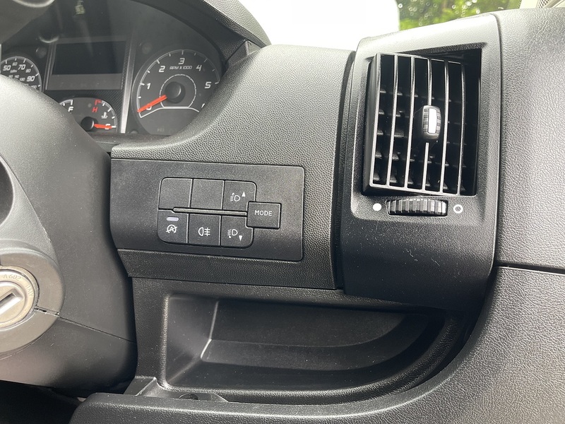 Peugeot Boxer 2.2 BlueHDi 435 Professional L4 H2 Euro 6 (s/s) 5dr - U799