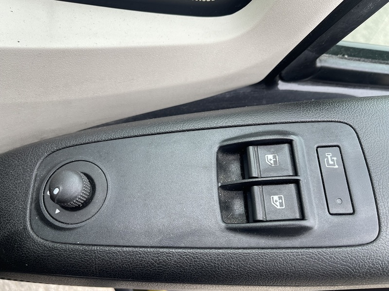 Peugeot Boxer 2.2 BlueHDi 435 Professional L4 H2 Euro 6 (s/s) 5dr - U799