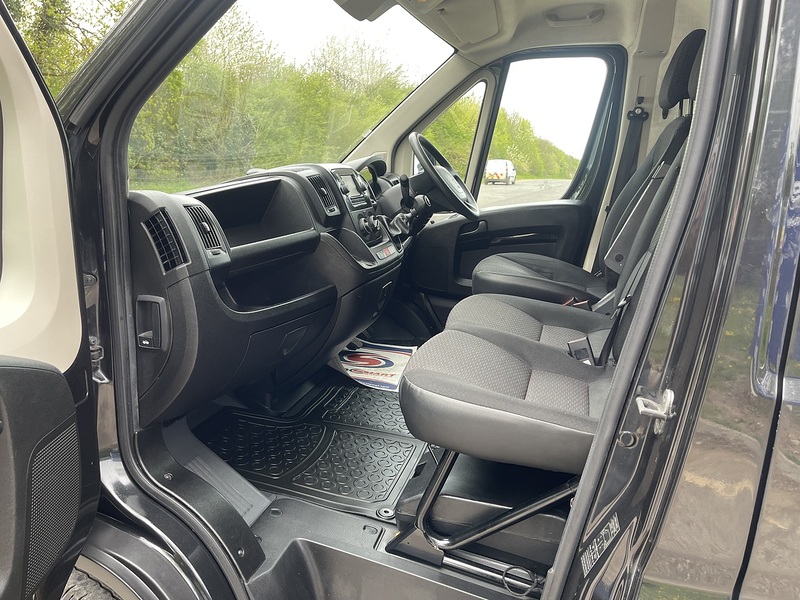 Peugeot Boxer 2.2 BlueHDi 435 Professional L4 H2 Euro 6 (s/s) 5dr - U799