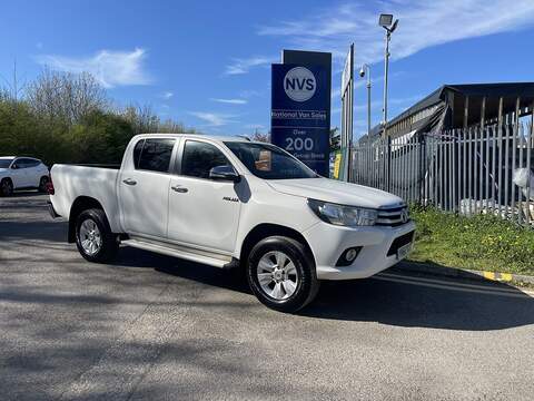 Toyota Hilux 2.4 D-4D Icon 4WD Euro 6 4dr (3.5t) - U800