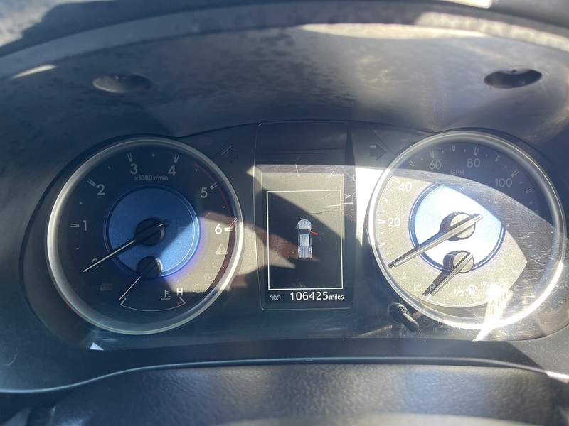 Toyota Hilux 2.4 D-4D Icon 4WD Euro 6 4dr (3.5t) - U800