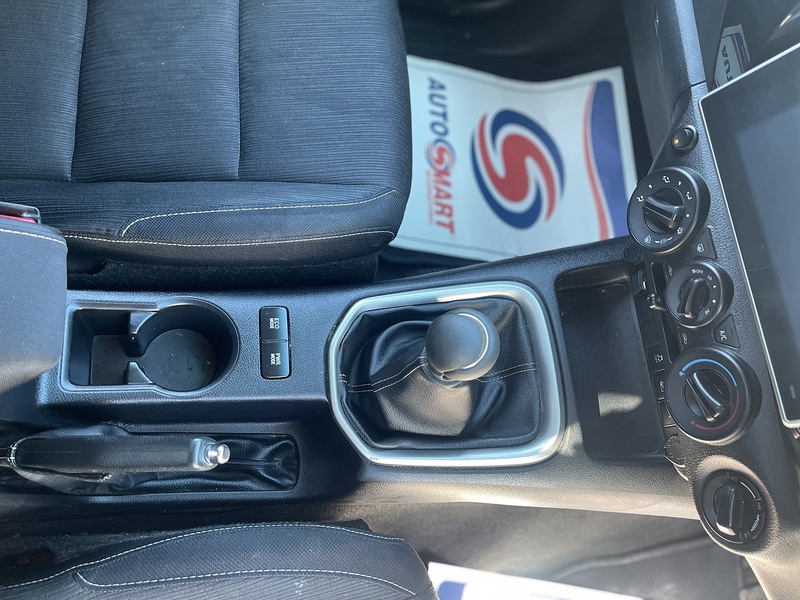 Toyota Hilux 2.4 D-4D Icon 4WD Euro 6 4dr (3.5t) - U800