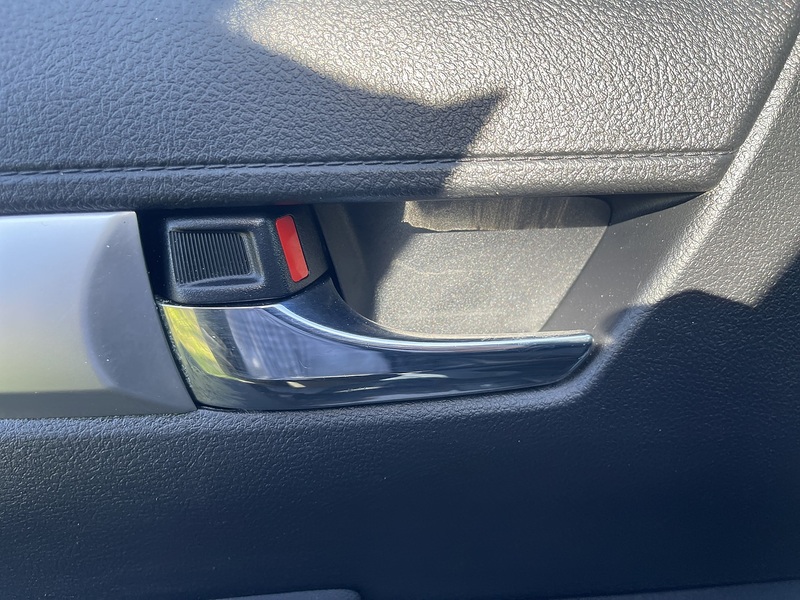 Toyota Hilux 2.4 D-4D Icon 4WD Euro 6 4dr (3.5t) - U800