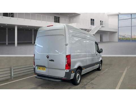 Mercedes-Benz eSprinter 55kWh Progressive Auto FWD L2 H2 5dr 20kW Charger - U803