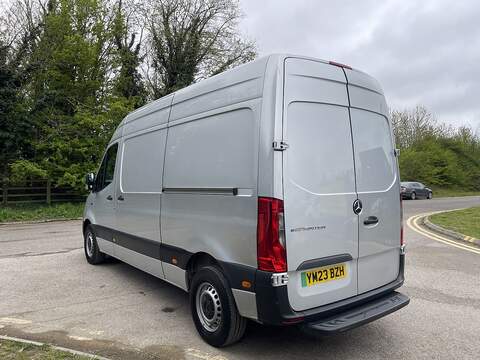 Mercedes-Benz eSprinter 55kWh Progressive Auto FWD L2 H2 5dr 20kW Charger - U803