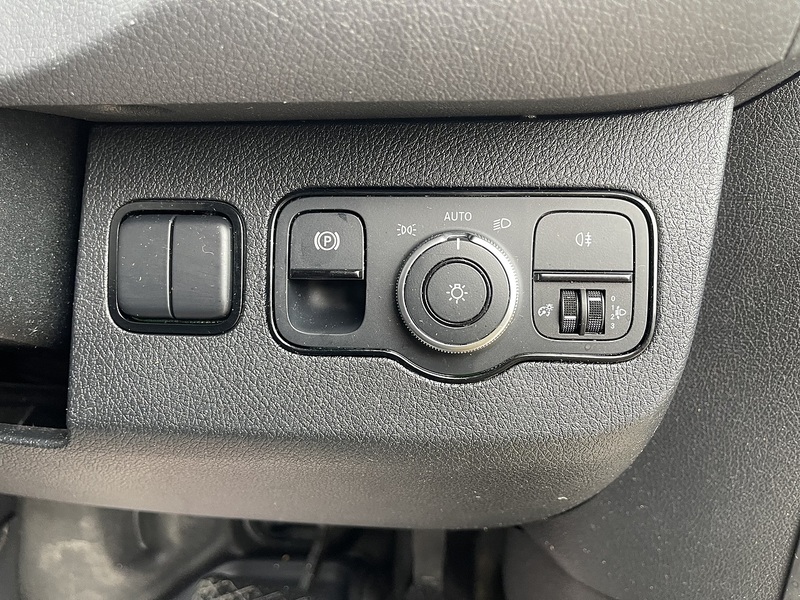 Mercedes-Benz eSprinter 55kWh Progressive Auto FWD L2 H2 5dr 20kW Charger - U803