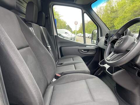 Mercedes-Benz eSprinter 55kWh Progressive Auto FWD L2 H2 5dr 20kW Charger - U803