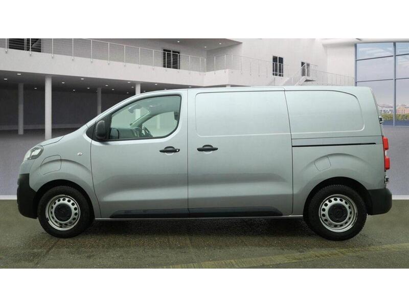 Citroen e-Dispatch e 1000 75 kWh Enterprise Edition M Auto MWB 6dr (7.4kW Charger) - U806