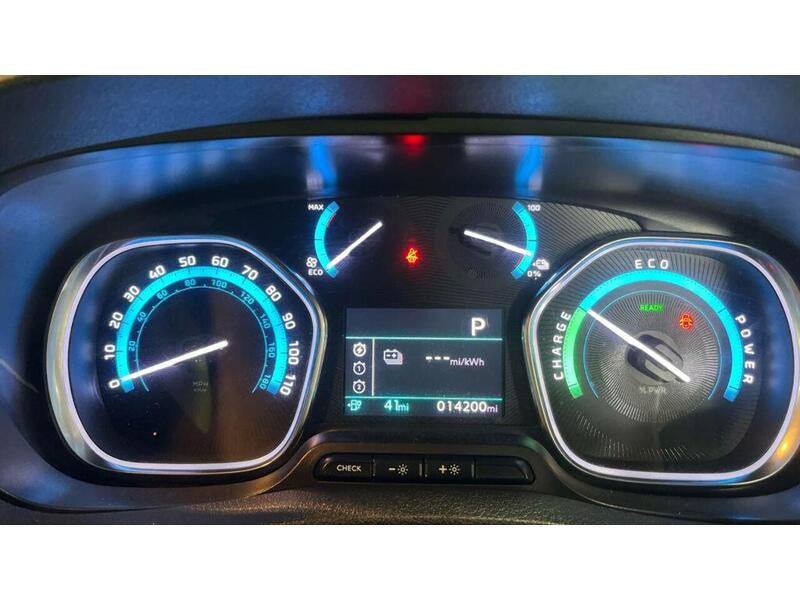 Citroen e-Dispatch e 1000 75 kWh Enterprise Edition M Auto MWB 6dr (7.4kW Charger) - U806