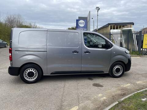 Citroen e-Dispatch e 1000 75 kWh Enterprise Edition M Auto MWB 6dr (7.4kW Charger) - U806