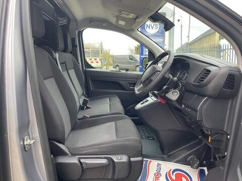 Citroen e-Dispatch e 1000 75 kWh Enterprise Edition M Auto MWB 6dr (7.4kW Charger) - U806