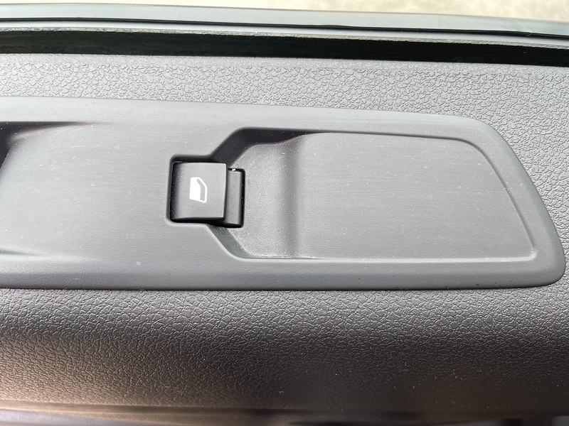 Citroen e-Dispatch e 1000 75 kWh Enterprise Edition M Auto MWB 6dr (7.4kW Charger) - U806