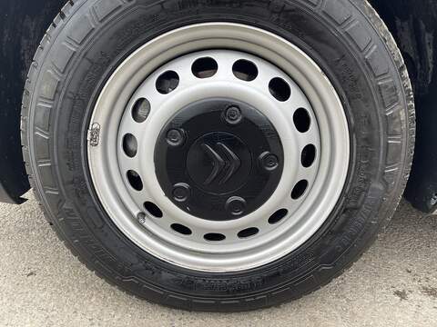 Citroen e-Dispatch e 1000 75 kWh Enterprise Edition M Auto MWB 6dr (7.4kW Charger) - U806